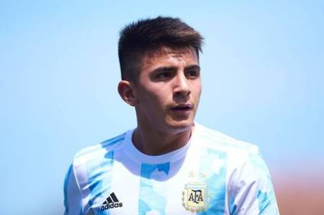 Mais um: lesionado, Joaquín Correa é cortado da Argentina; Almada é convocado