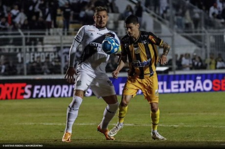 Ponte Preta vence duelo paulista e Novorizontino perde chance de ser líder