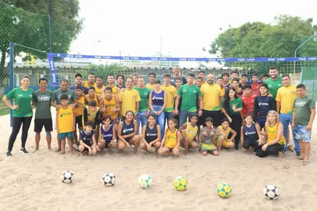 Governo do Amazonas realiza torneio em comemoração a Semana do Futevôlei