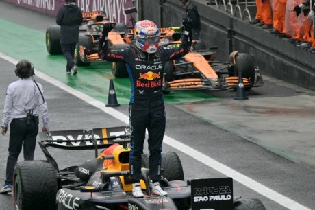 Verstappen elege vitória no GP de Interlagos como a melhor da carreira