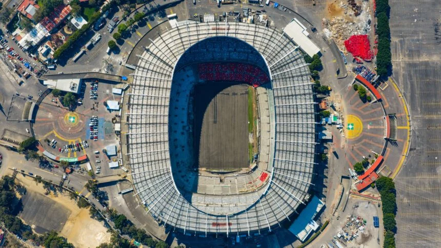 Qual estádio recebeu mais finais de Copa e a polêmica por trás dele
