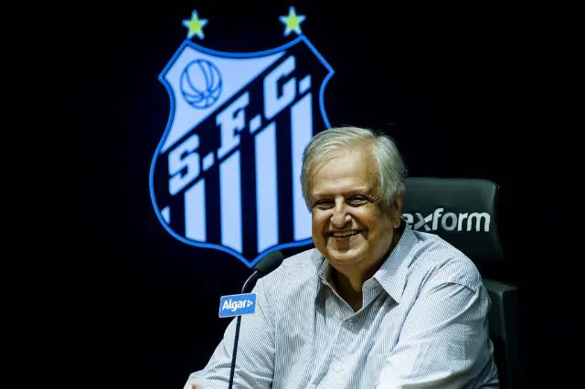 Não é “Santos! Santos! Gol!”: o verdadeiro hino do Santos e seus segredos pouco conhecidos